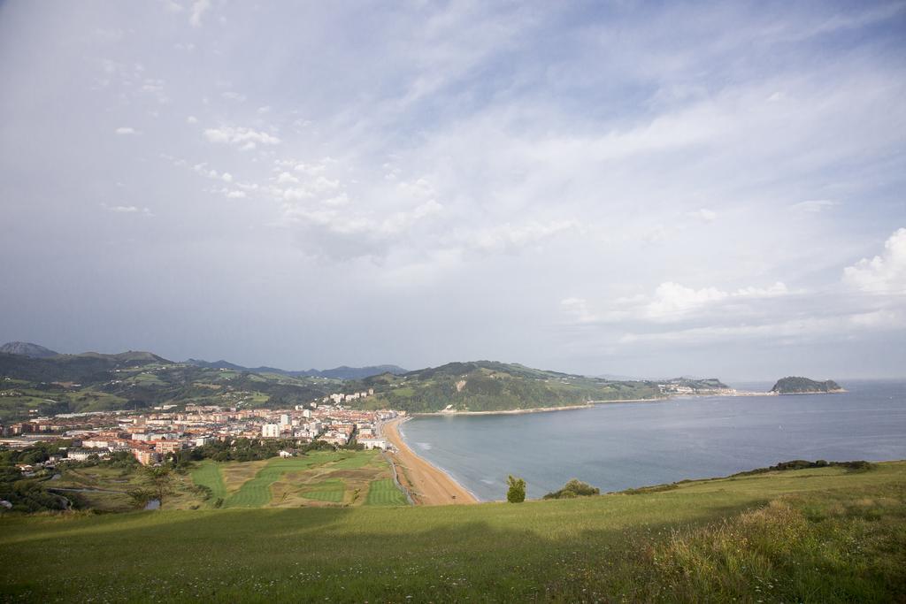 Somn Hipsuites Zarautz Exteriör bild